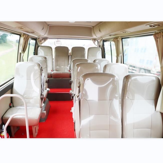 Bus Coaster Mesin Diesel 19 Kursi Panjang 6m dengan Suspensi Pegas Daun dan Mesin Dipasang di Depan