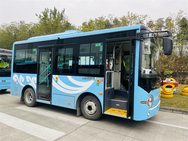 6.6m Battery Electric Bus dengan kapasitas 24 kursi dan transmisi otomatis untuk 200km jarak tempuh