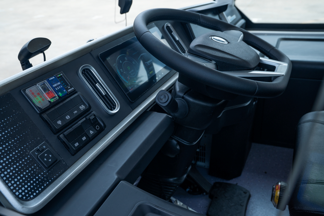 Bus Mini Listrik 11 Kursi dengan Baterai 80kWh dan Transmisi Otomatis untuk Transportasi Perkotaan
